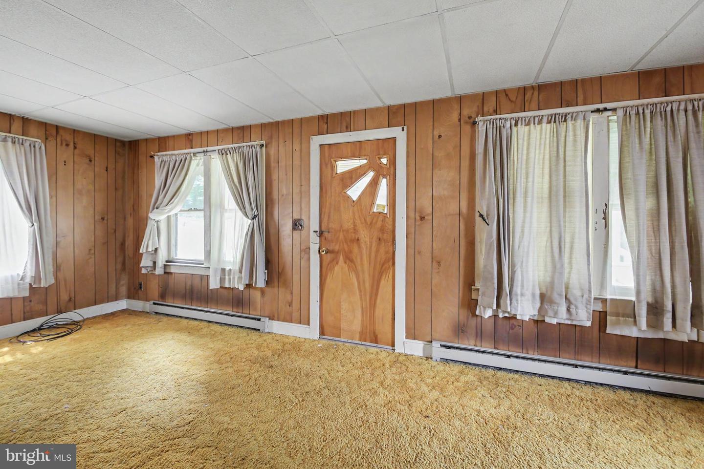 744 Marienstein Rd Property Photo 3