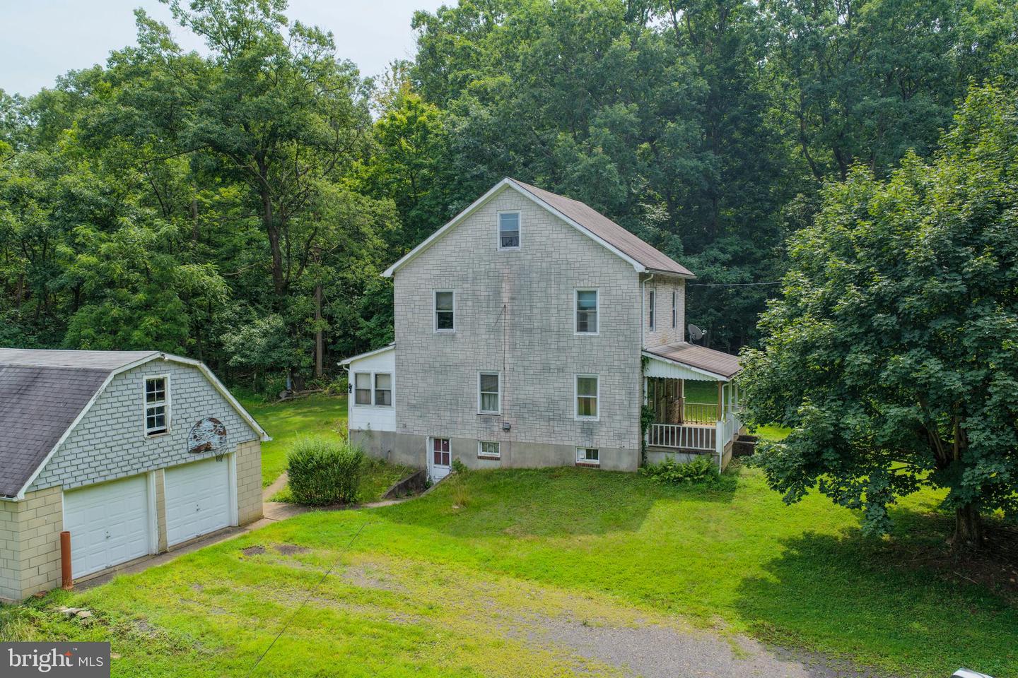 744 Marienstein Rd Property Photo 10