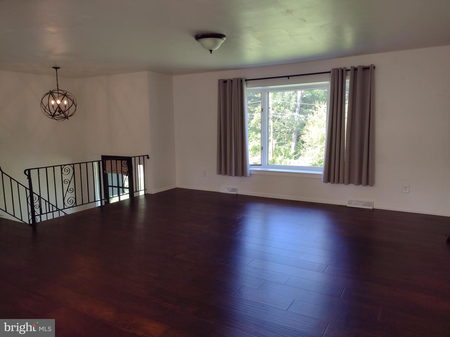64 Bogle Dr Property Photo 15