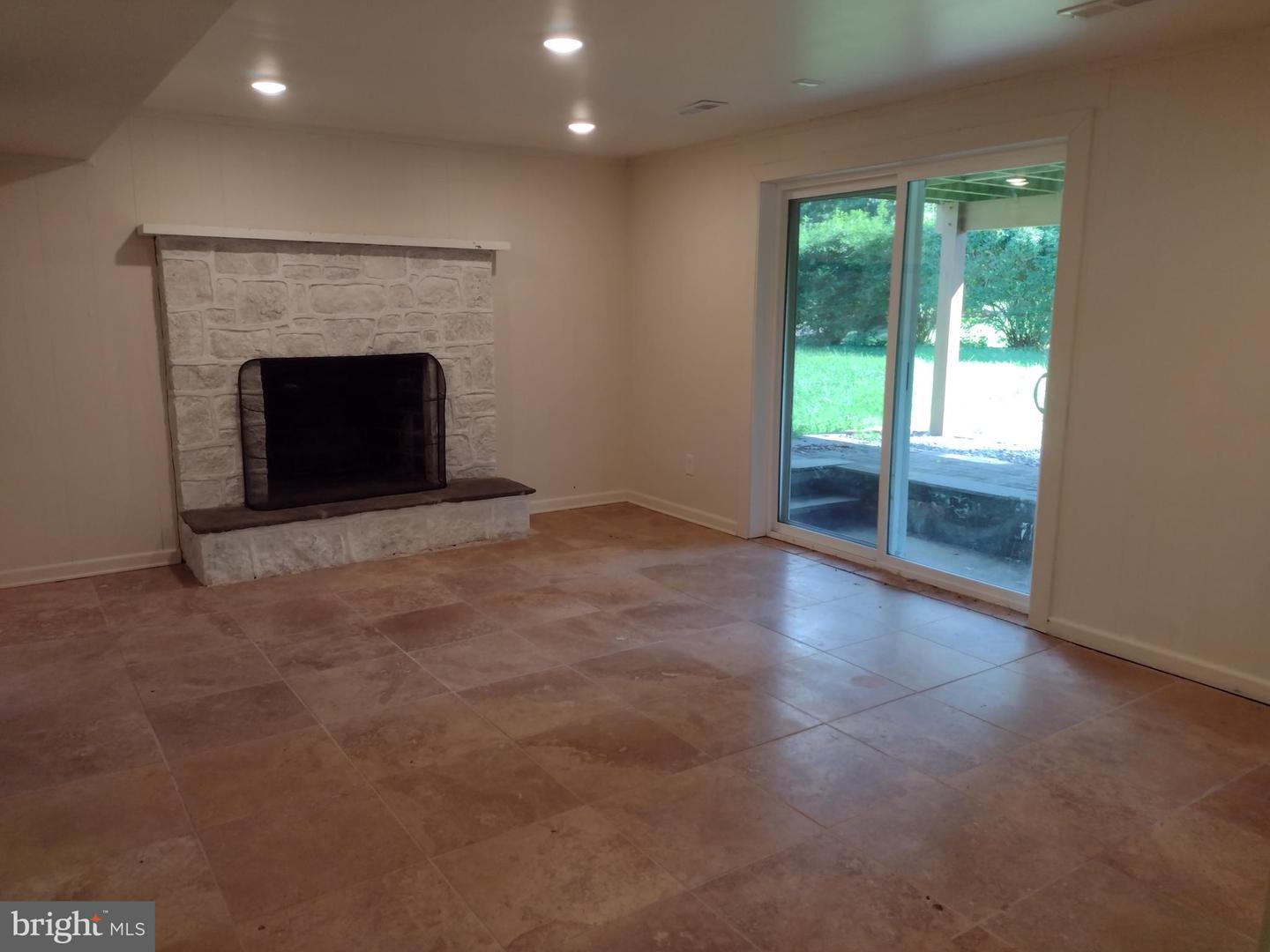 64 Bogle Dr Property Photo 25