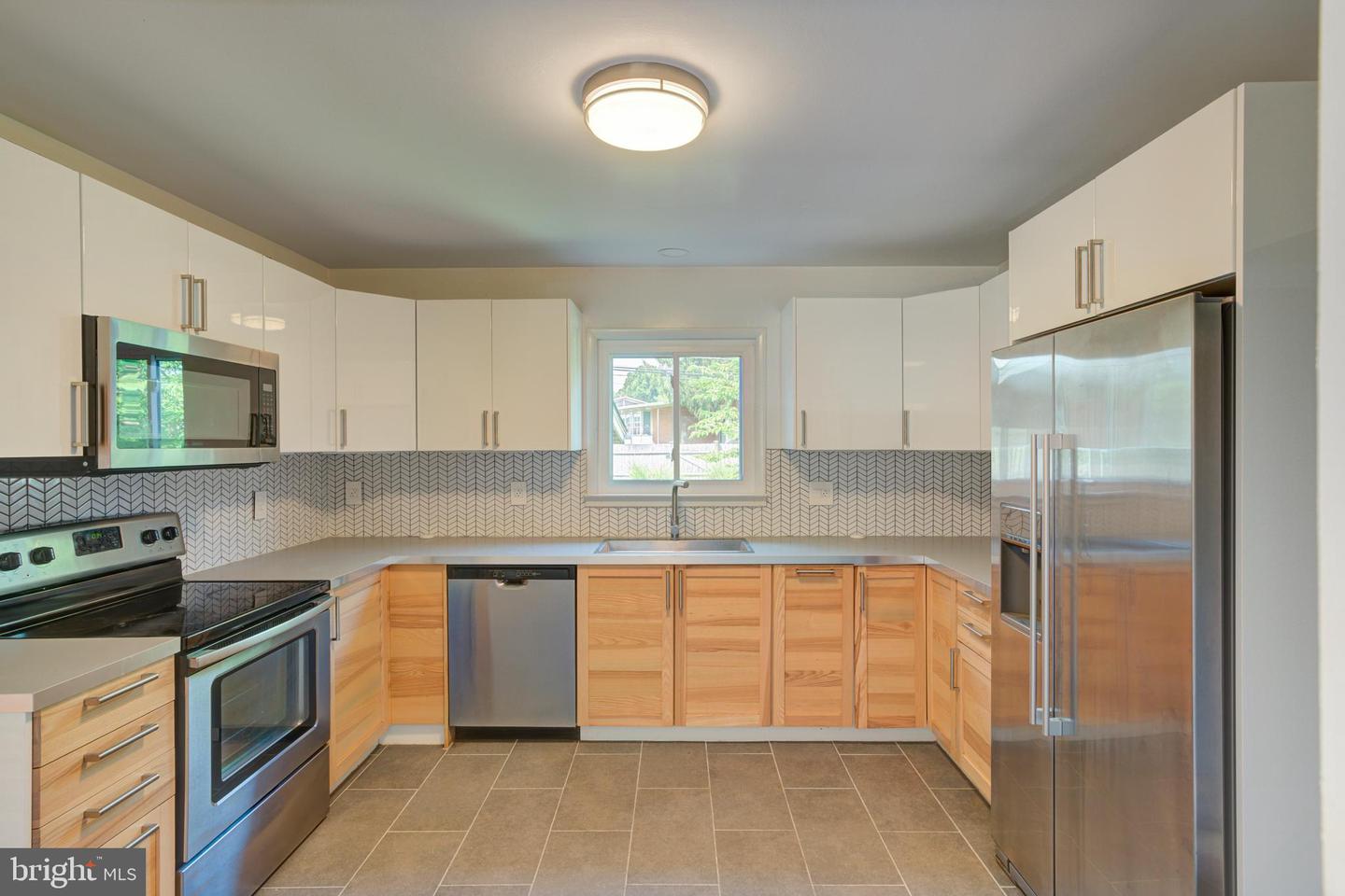 331 Hamilton Blvd Property Photo 8