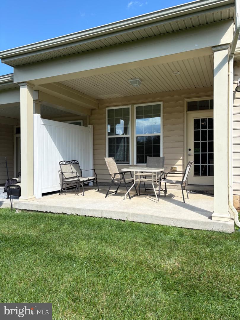 1239 Heron Ct Property Photo 30