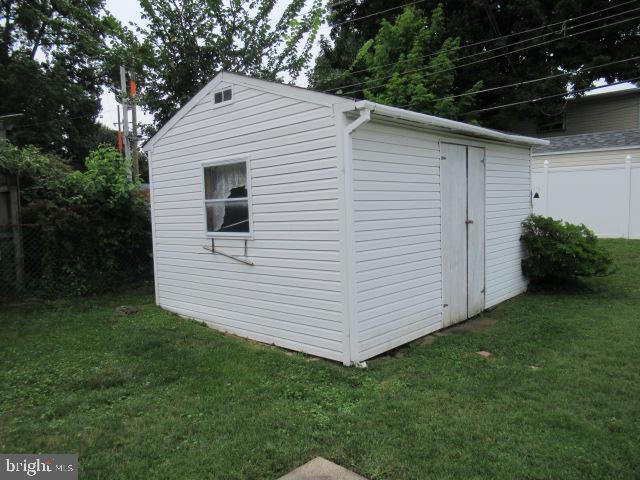 45 Queensbridge Rd Property Photo 7