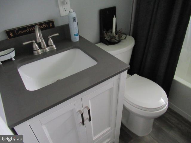45 Queensbridge Rd Property Photo 9