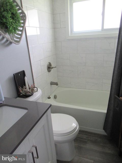 45 Queensbridge Rd Property Photo 12