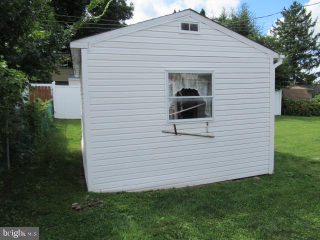 45 Queensbridge Rd Property Photo 39