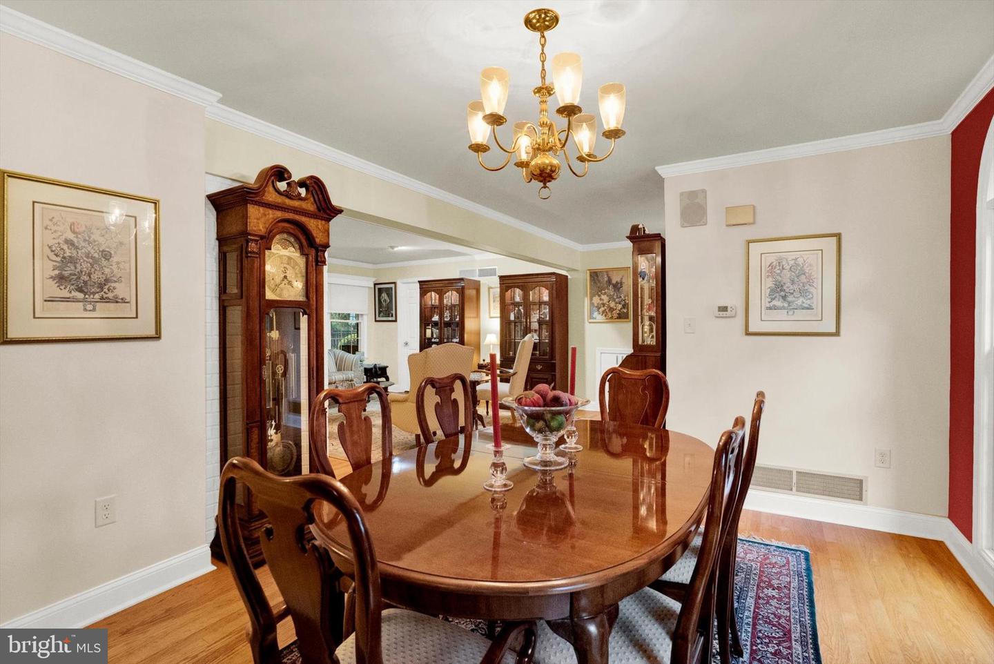 8 Timber Brook Dr Property Photo 12