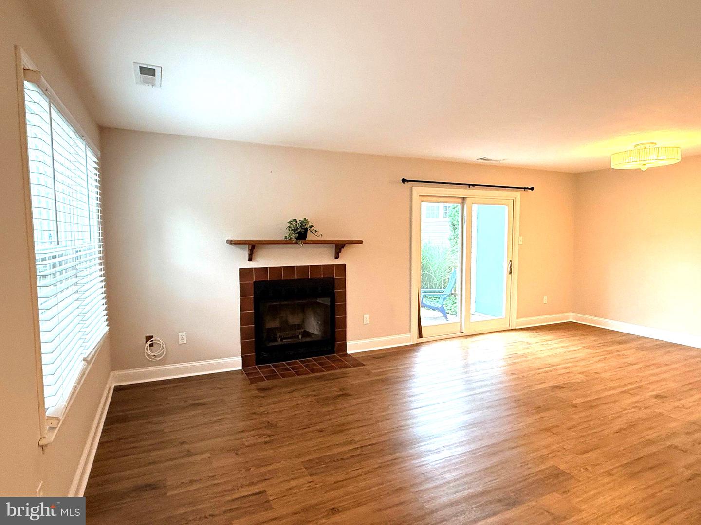 119 Carousel Cir Property Photo 15