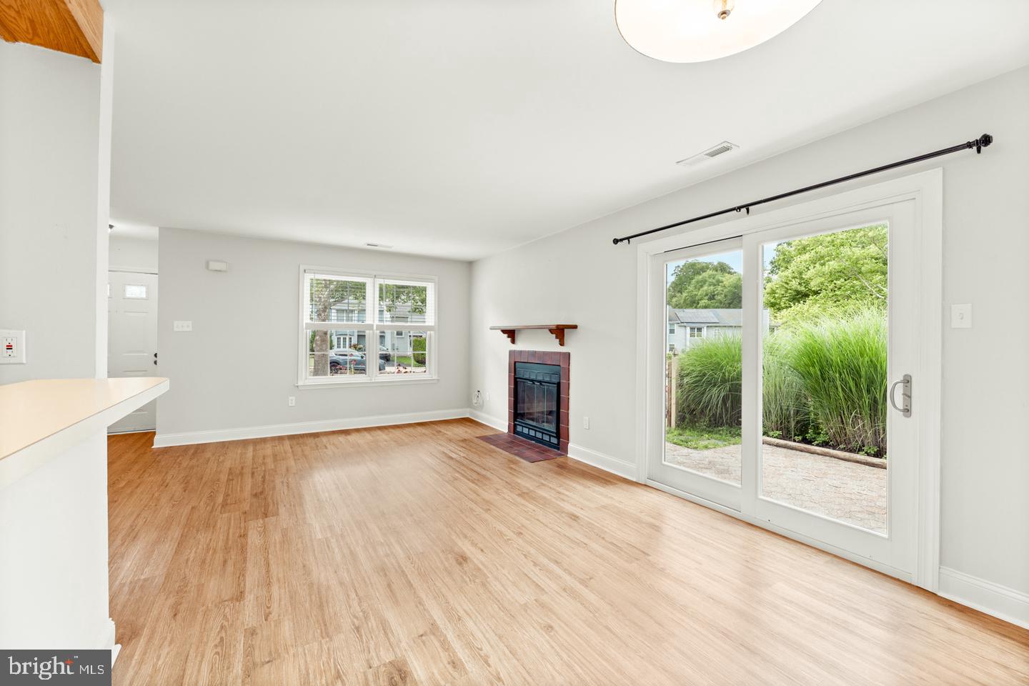 119 Carousel Cir Property Photo 22