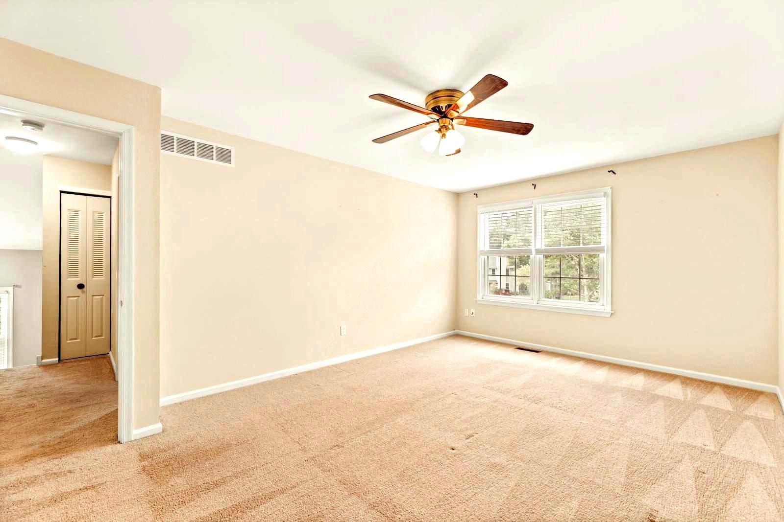 119 Carousel Cir Property Photo 31