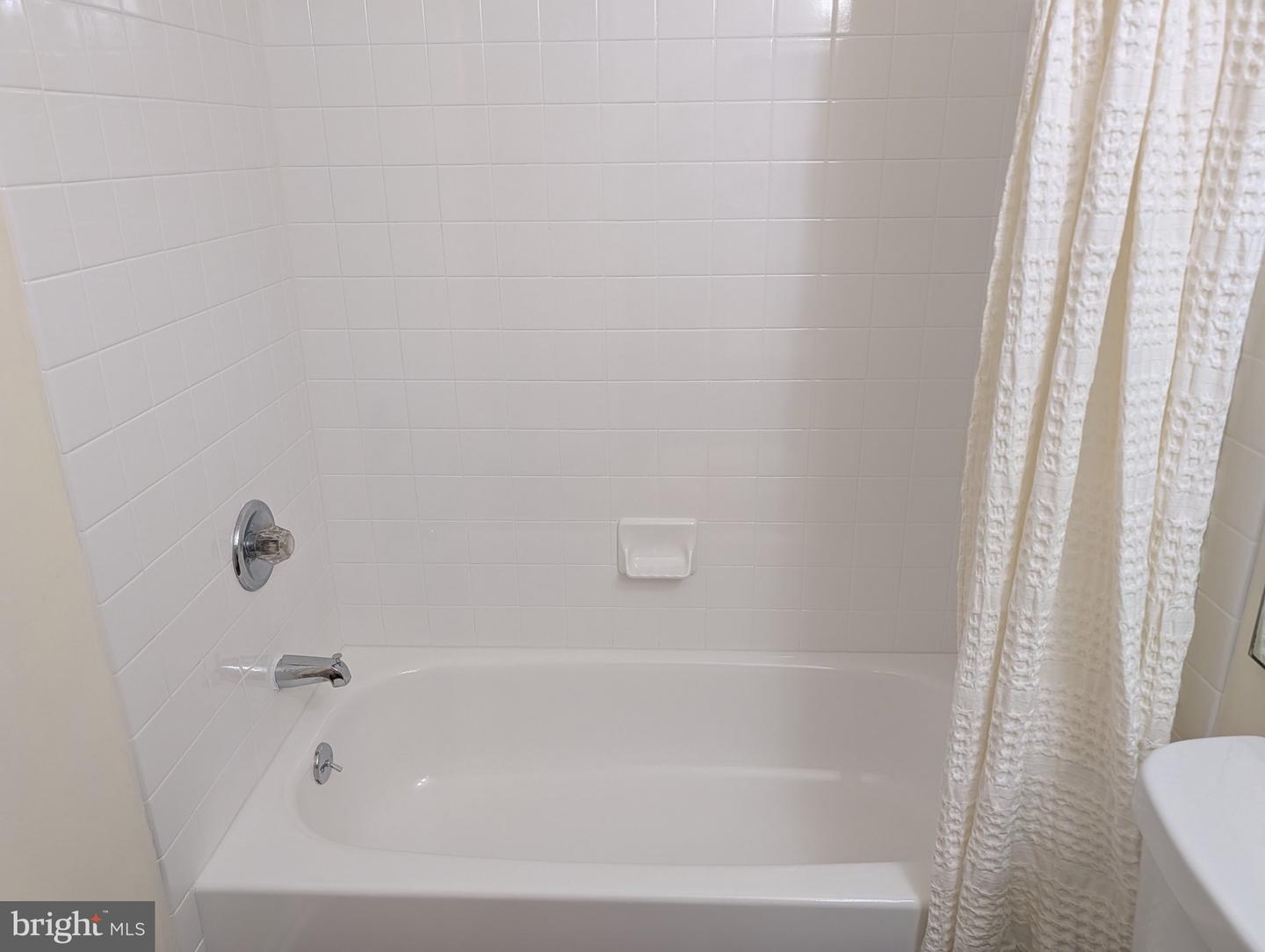 119 Carousel Cir Property Photo 40