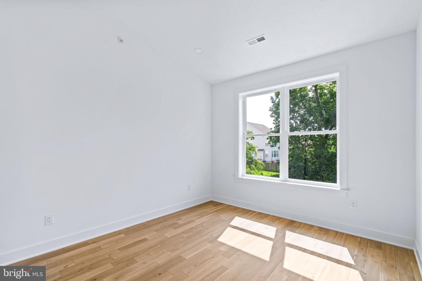 661 Provident Rd Property Photo 22