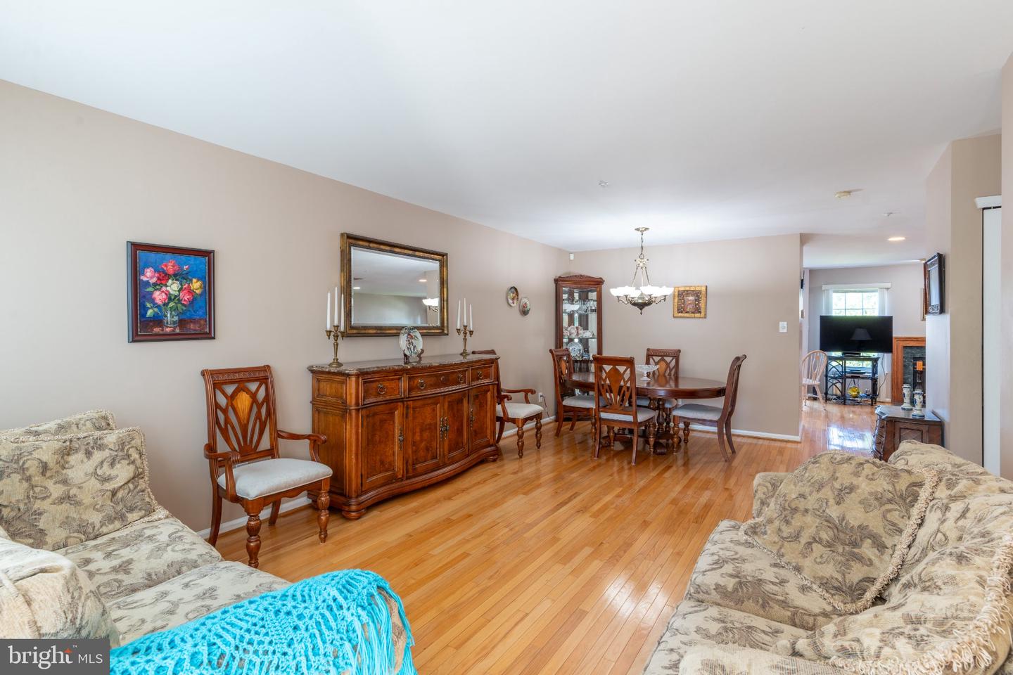 2615 Fallow Hill Ln Property Photo 4