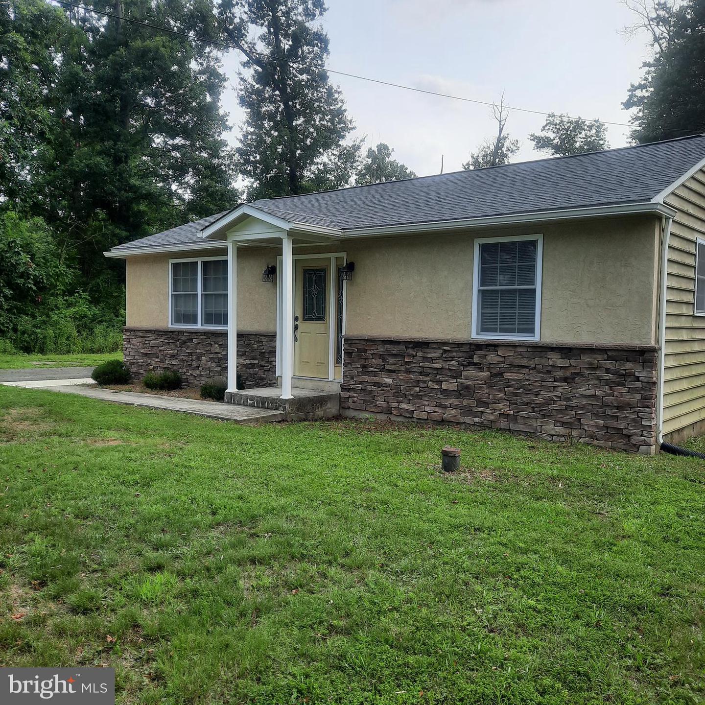 8060 Easton Rd Property Photo 1