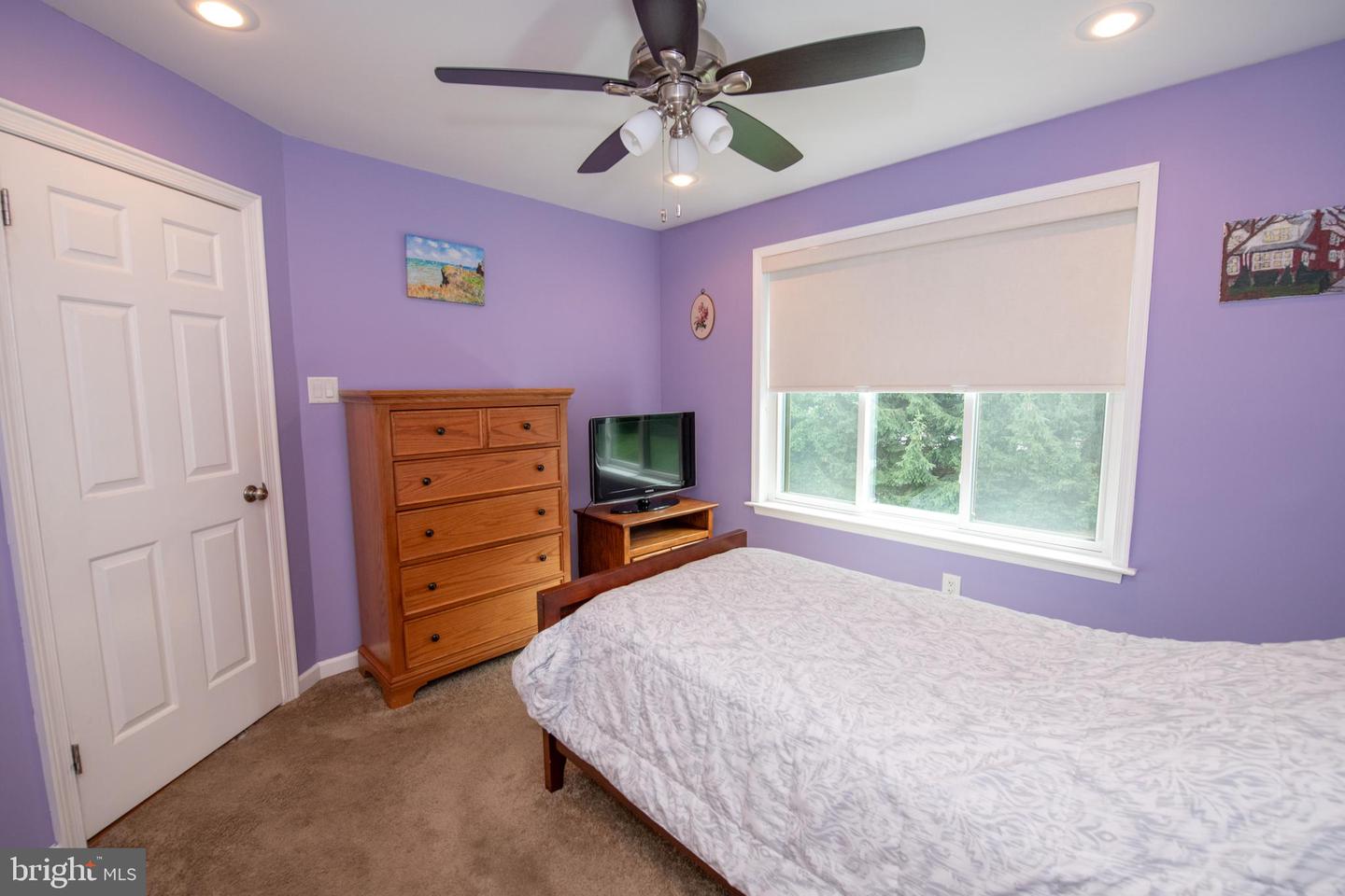 744 Newbury Ct Property Photo 41