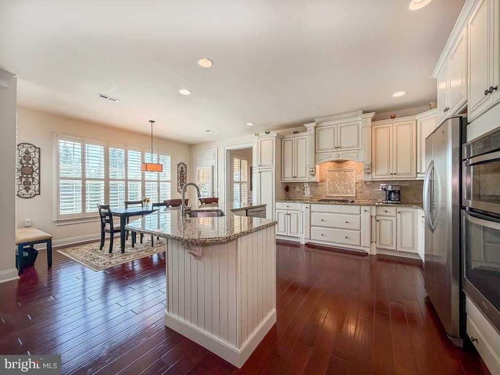 124 Thornhill Ln Property Photo 14