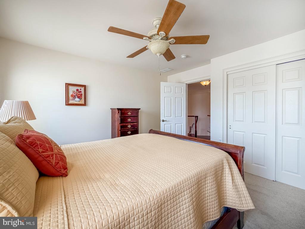 124 Thornhill Ln Property Photo 32