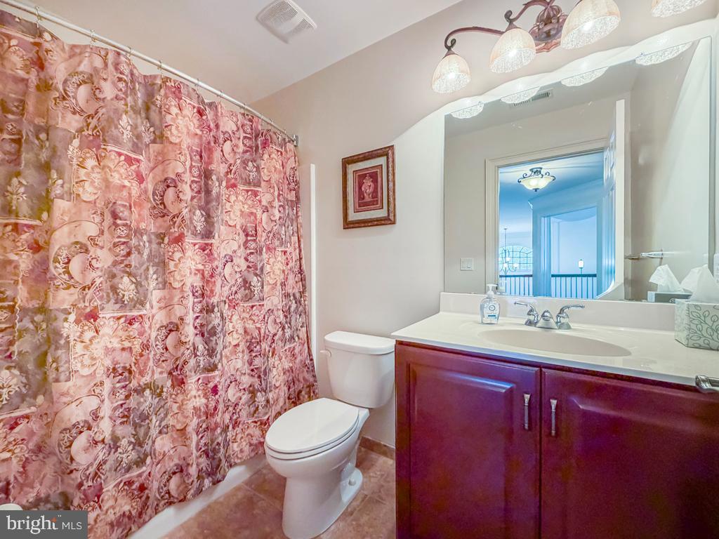 124 Thornhill Ln Property Photo 33