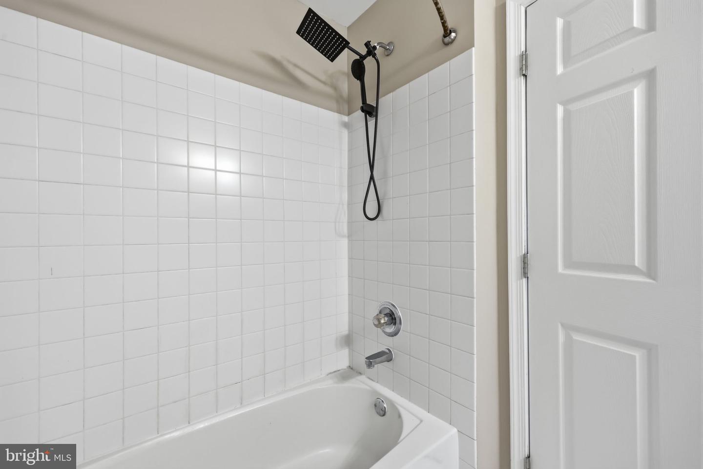105 Eagle Ct #108 Property Photo 25