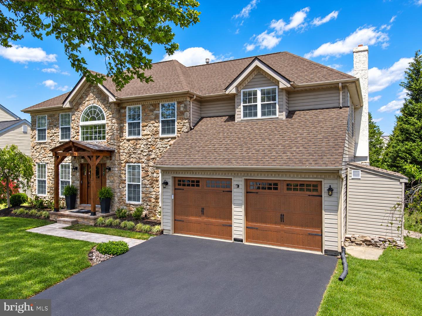 3815 Daystar Dr Property Photo 1