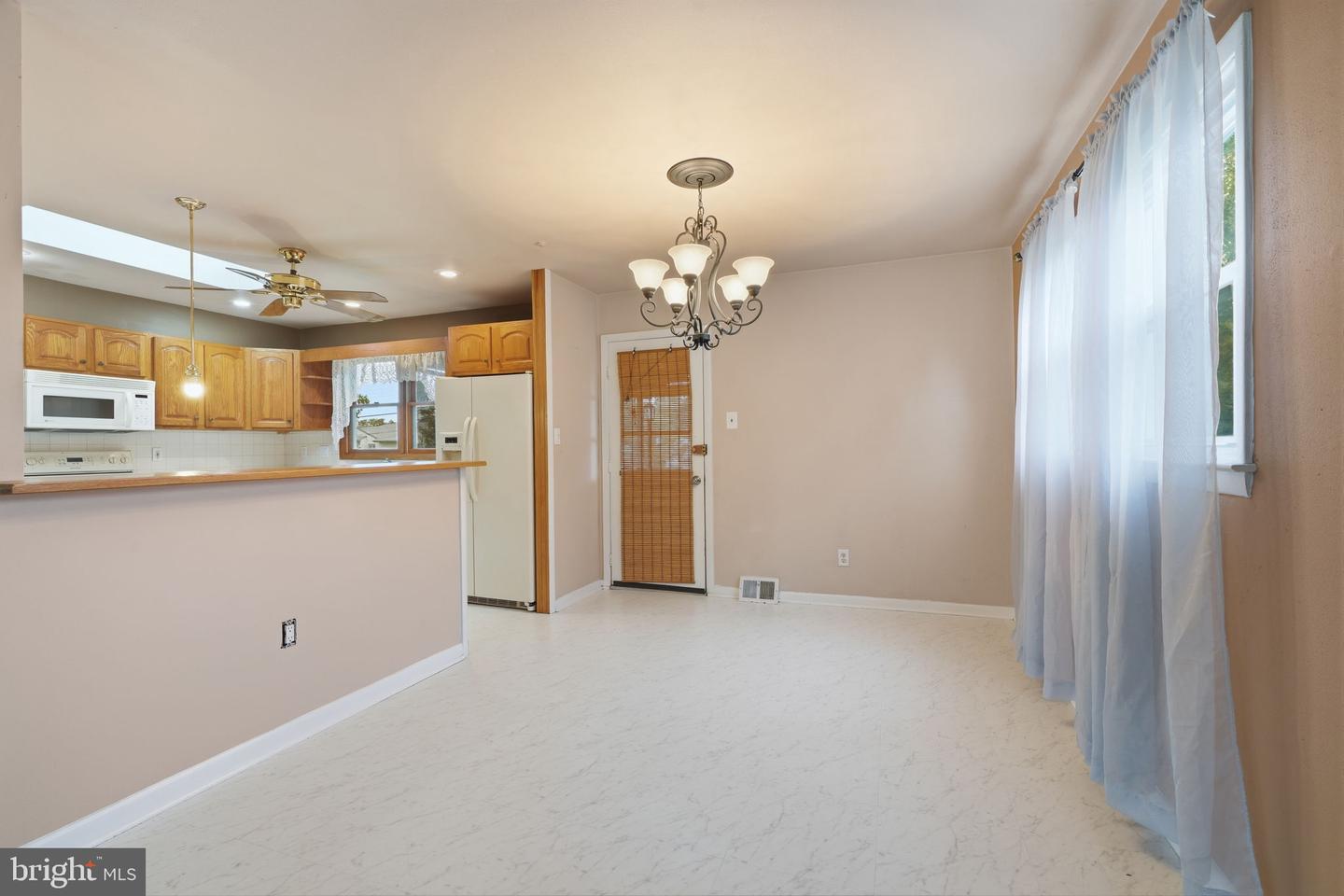 131 Louise Dr Property Photo 8