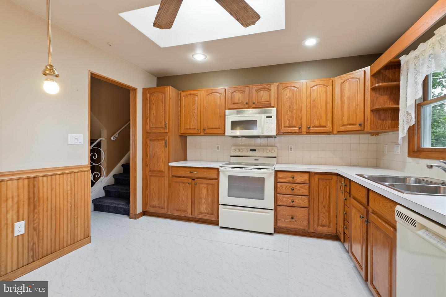 131 Louise Dr Property Photo 11