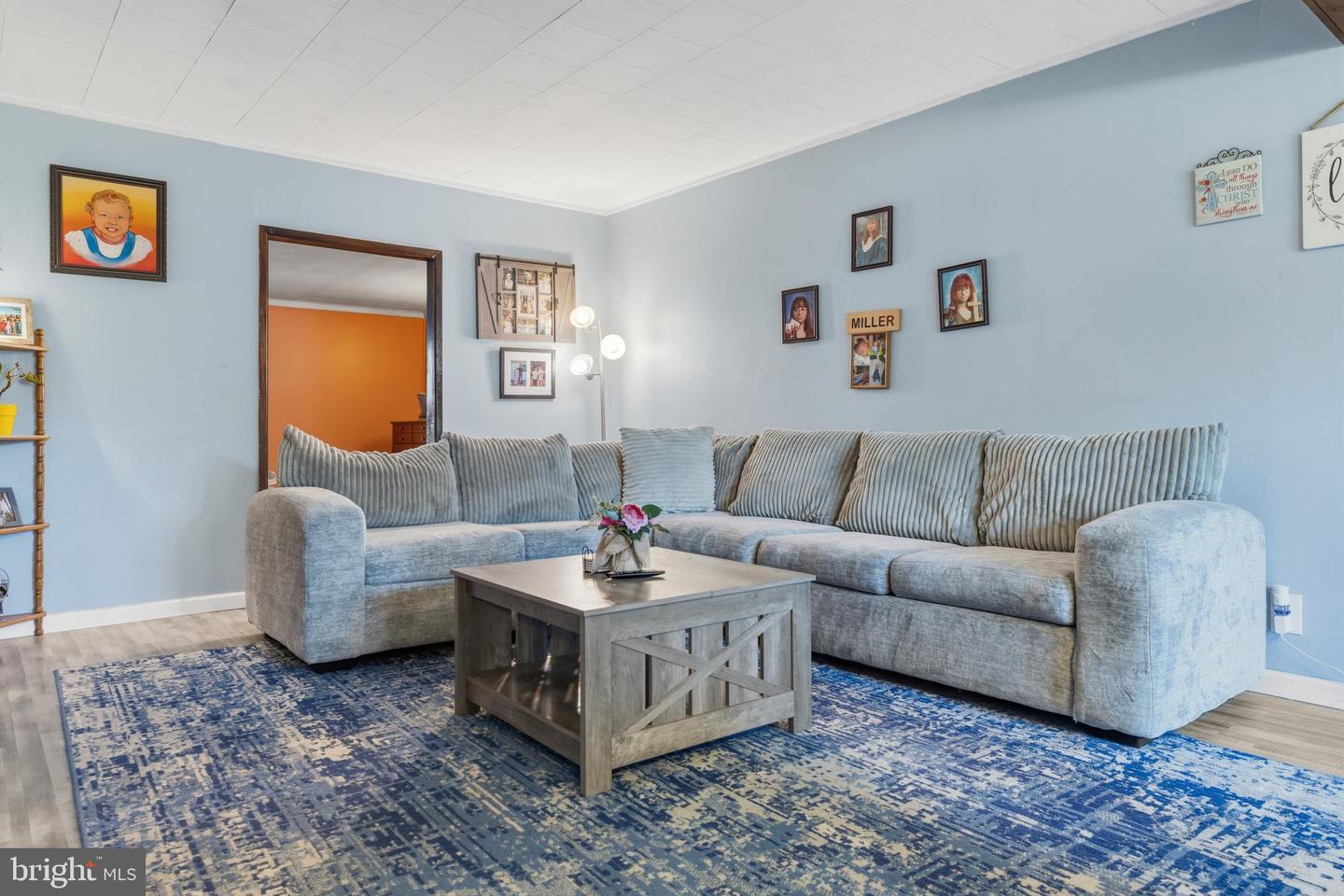 589 Doloro Dr Property Photo 4