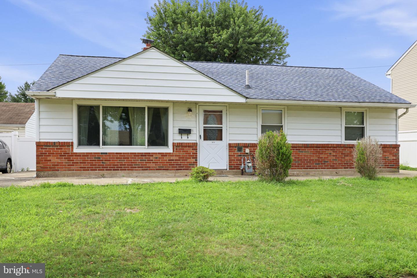 3814 Berkley Rd Property Photo 1