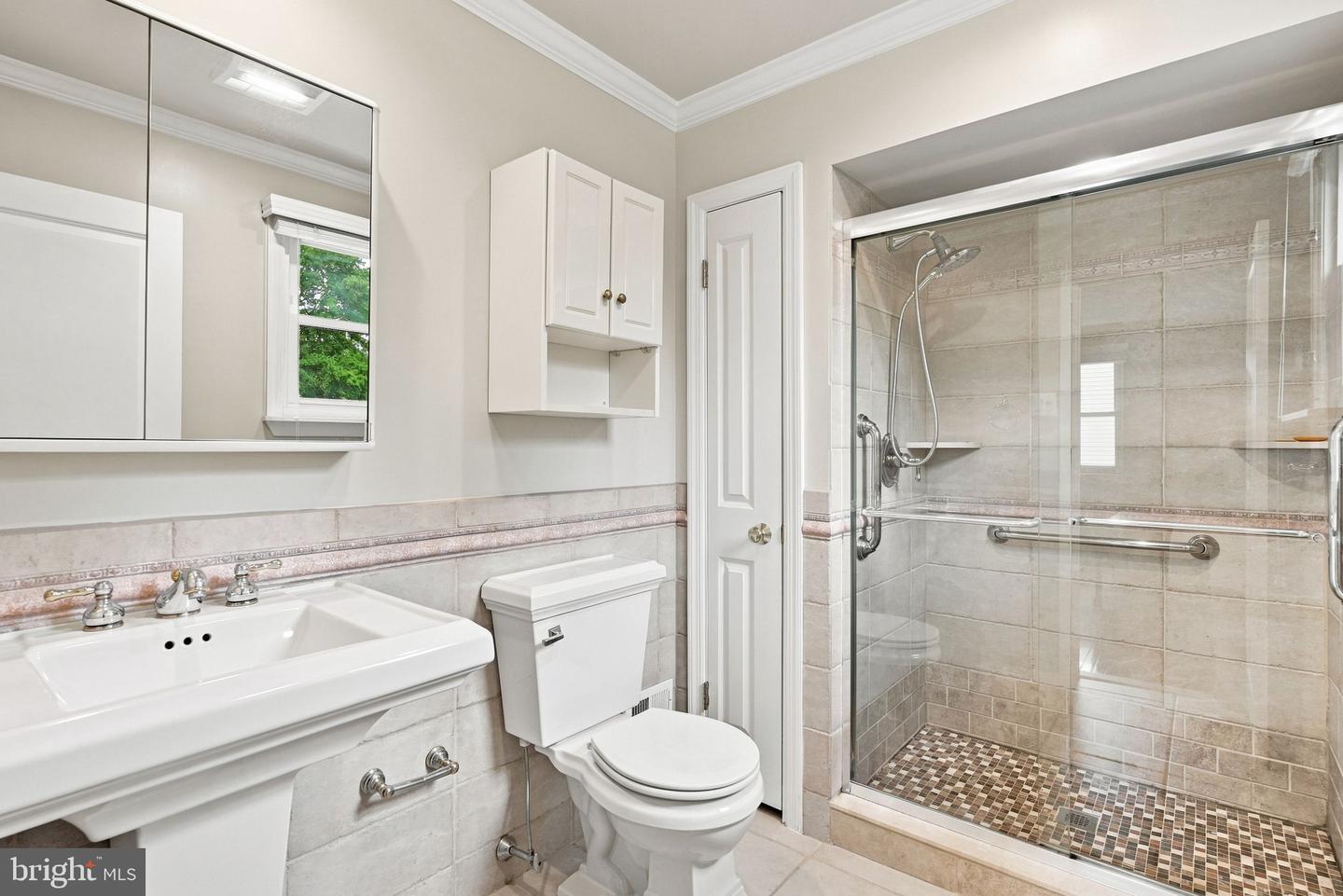 1066 Hackney Cir Property Photo 4