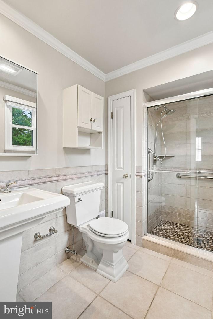 1066 Hackney Cir Property Photo 44