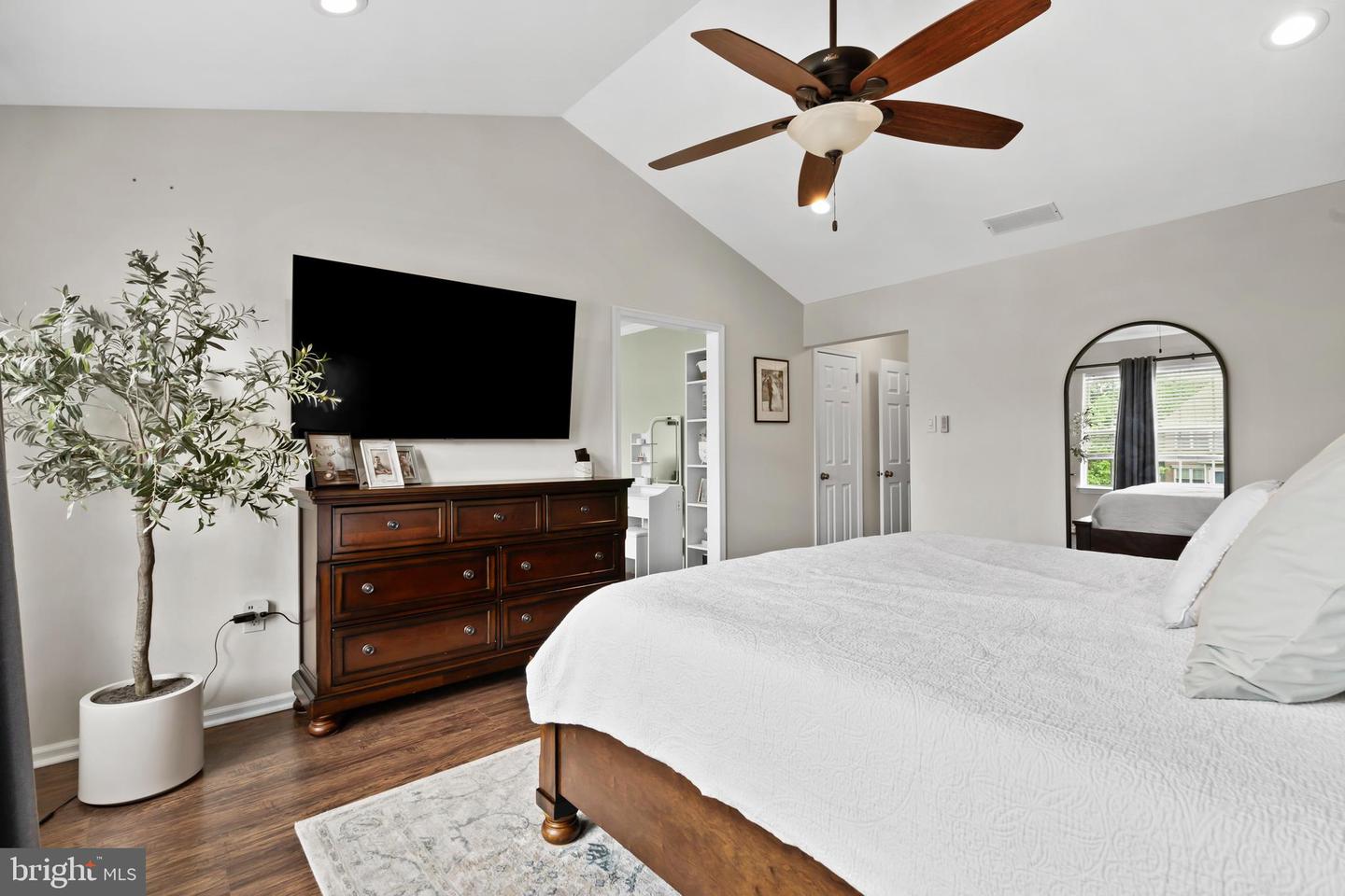 25 Sparrow Walk Property Photo 23