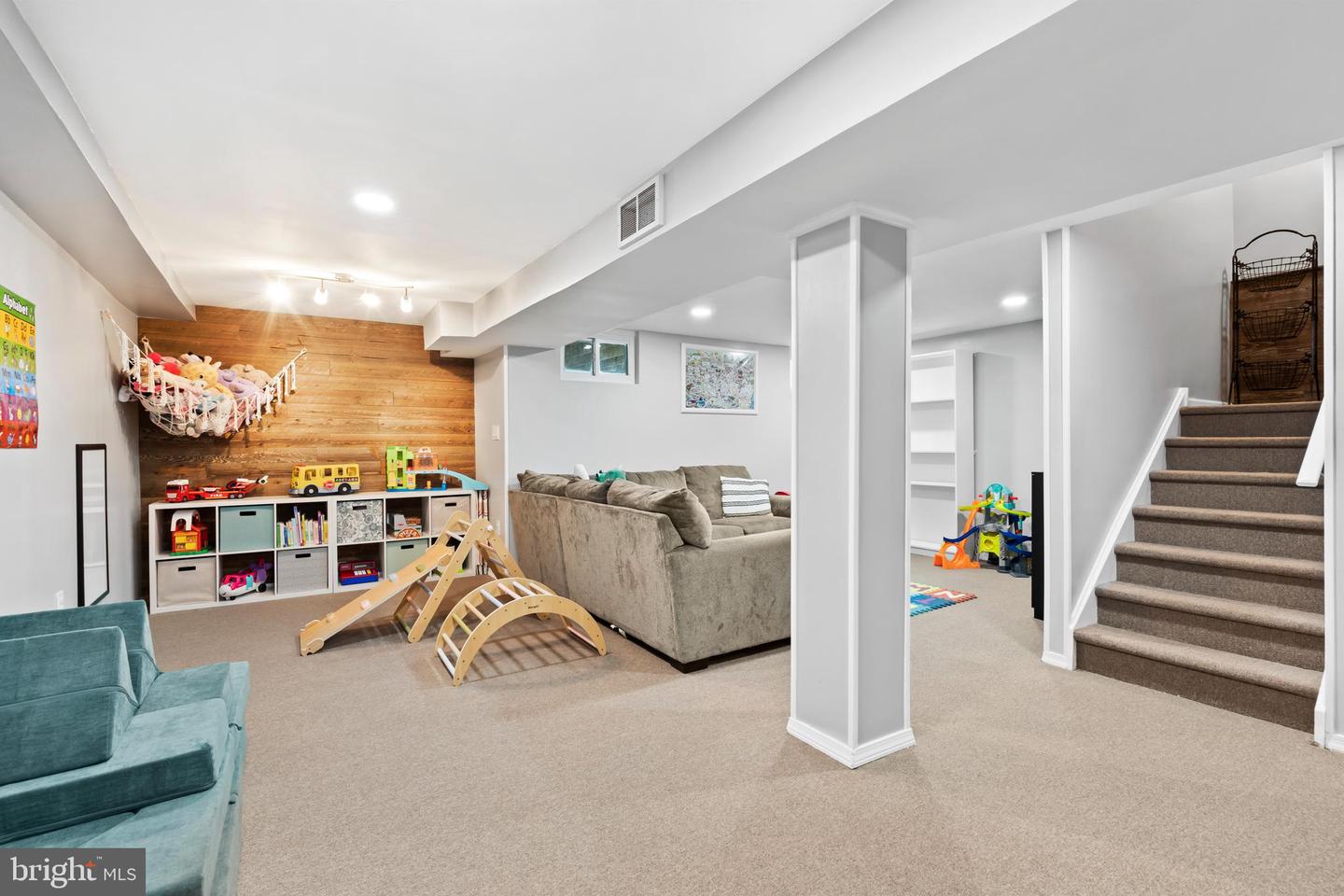 25 Sparrow Walk Property Photo 26