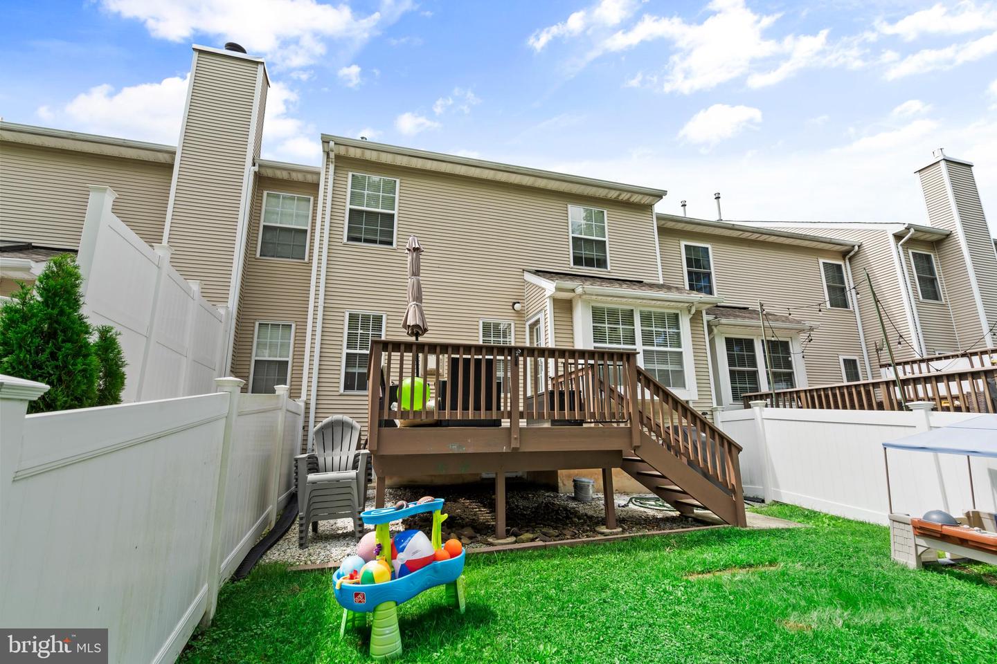 25 Sparrow Walk Property Photo 35