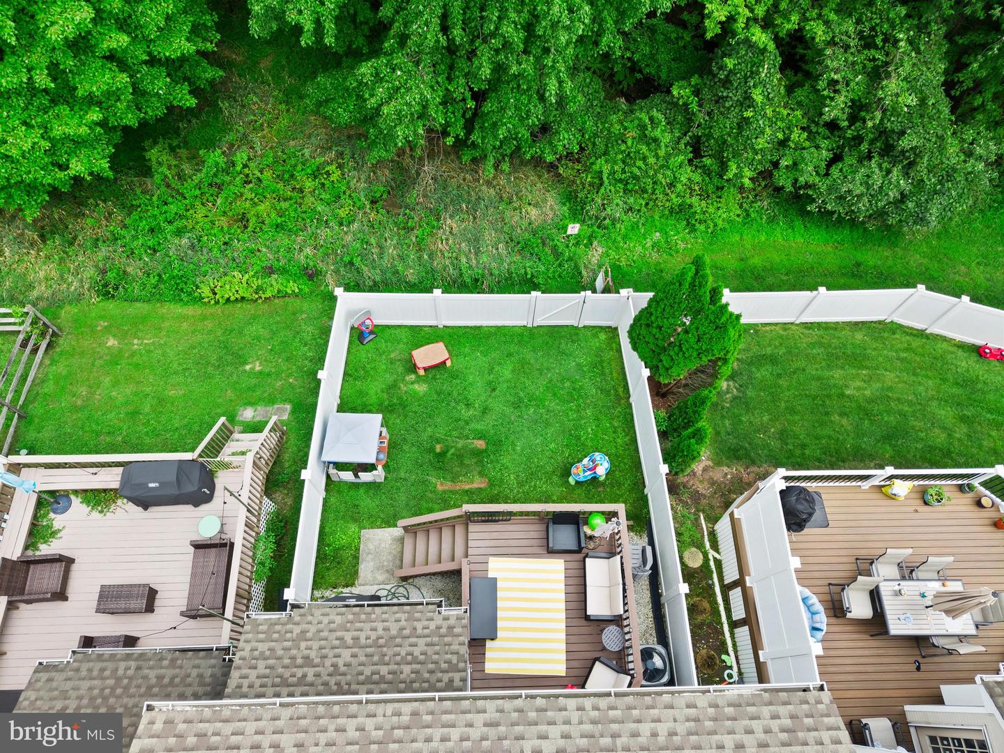 25 Sparrow Walk Property Photo 44