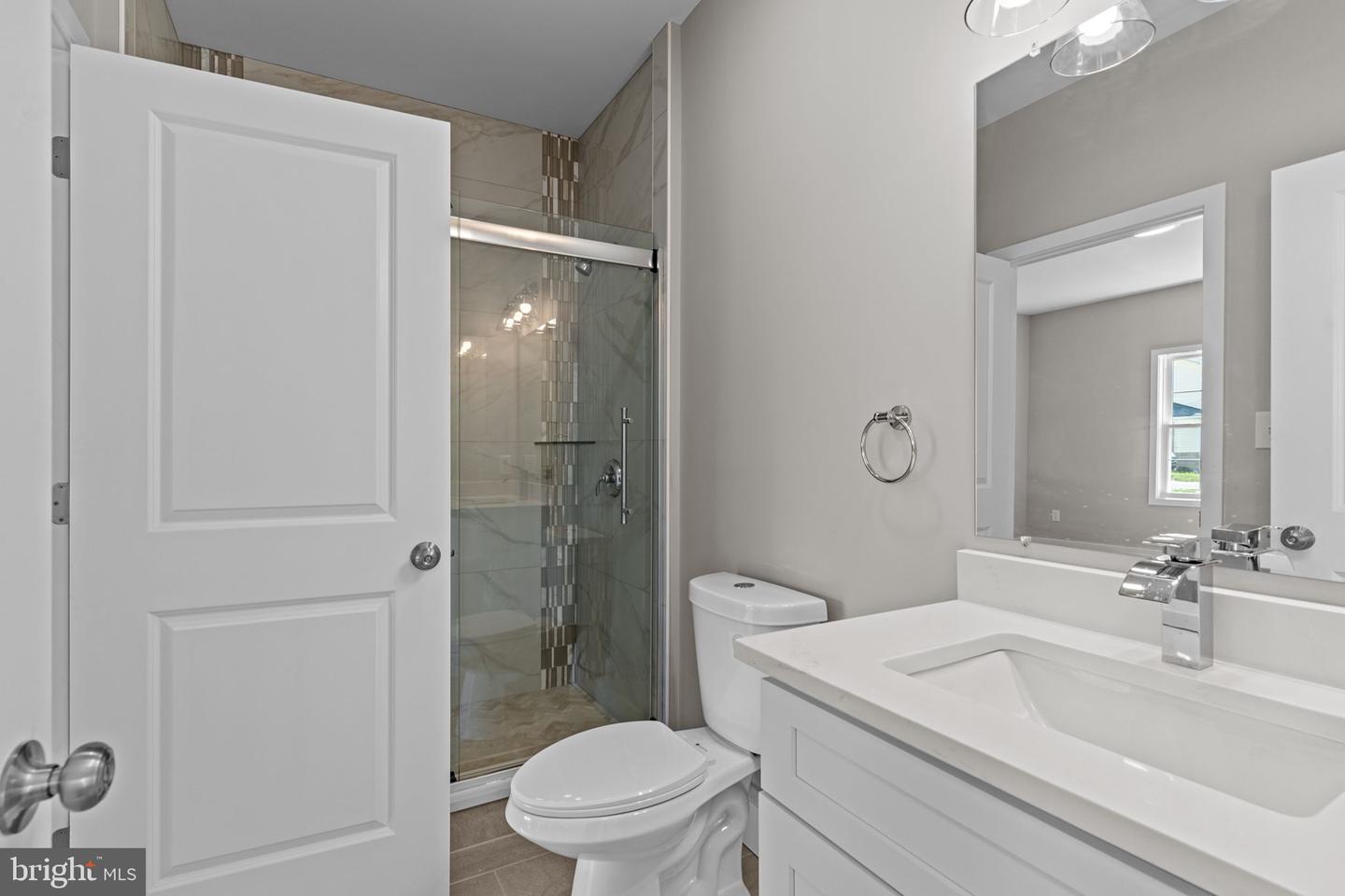 1020 Anne Street Property Photo 26