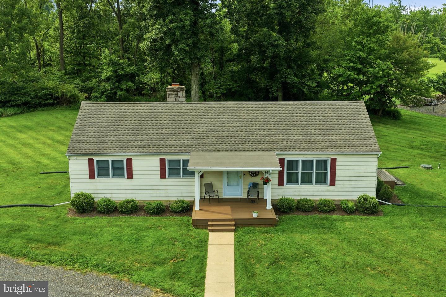 563 Deep Run Rd Property Photo 6