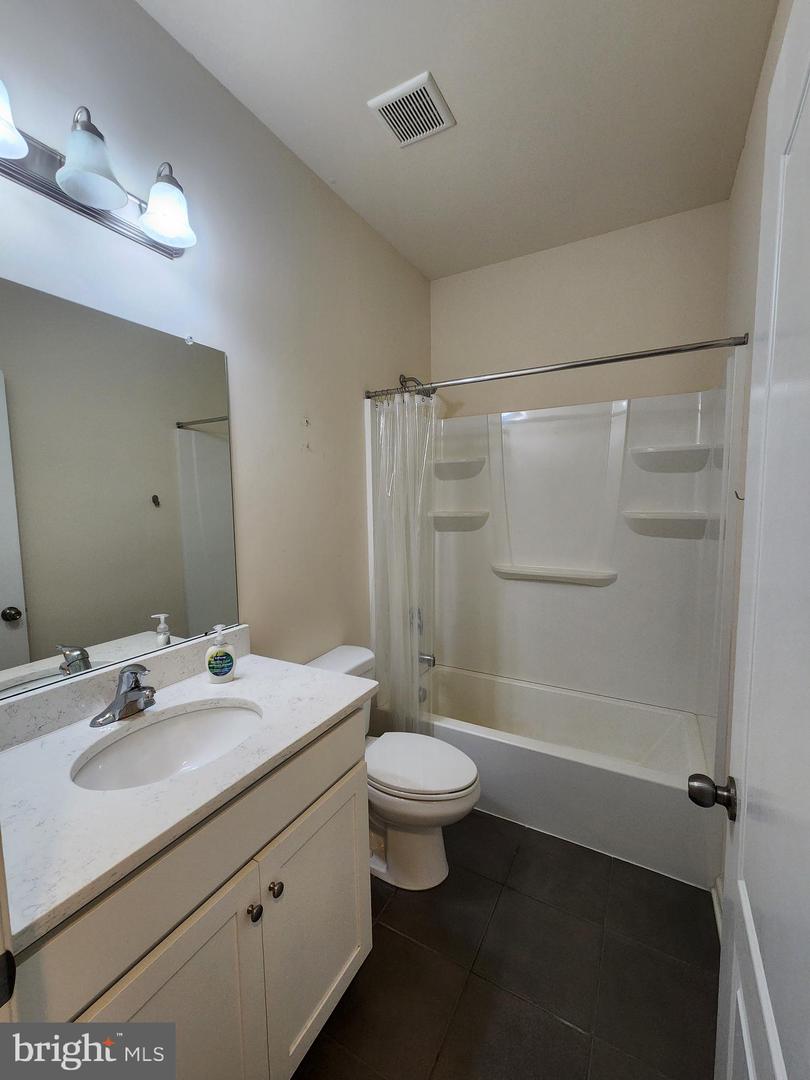 2207 Evin Dr Property Photo 24
