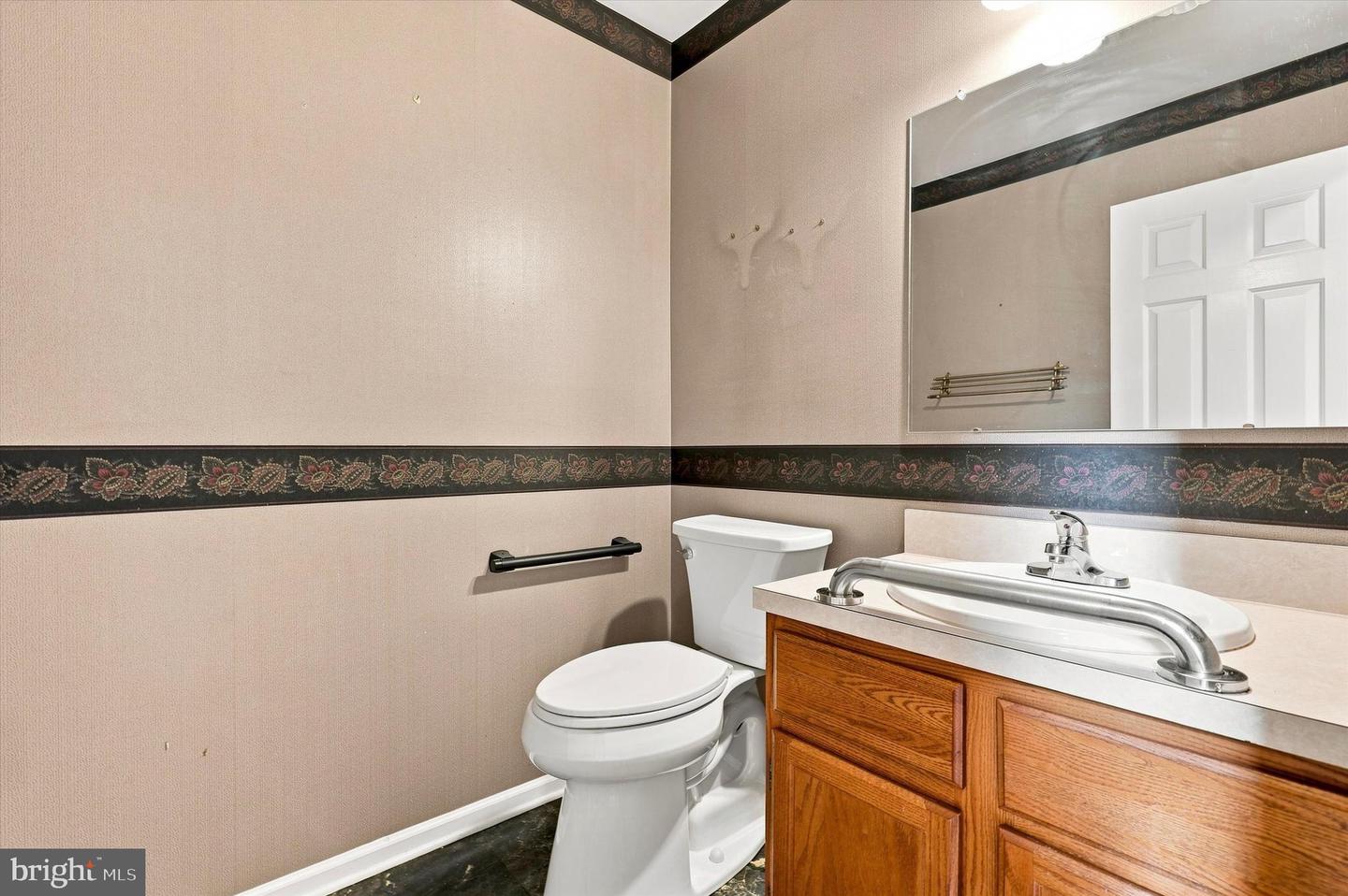 216 Cassandra Dr Property Photo 15