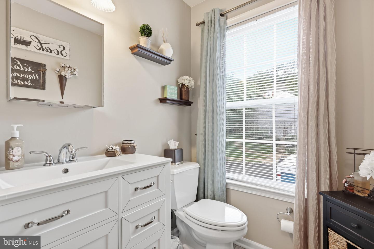 5484 Rinker Cir #314 Property Photo 18