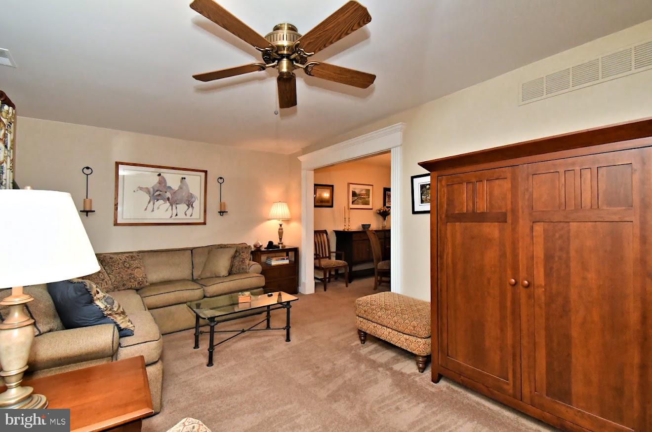 2142 Sunrise Way Property Photo 8