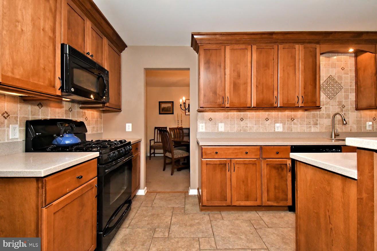2142 Sunrise Way Property Photo 17