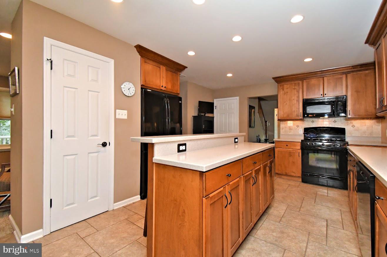 2142 Sunrise Way Property Photo 18