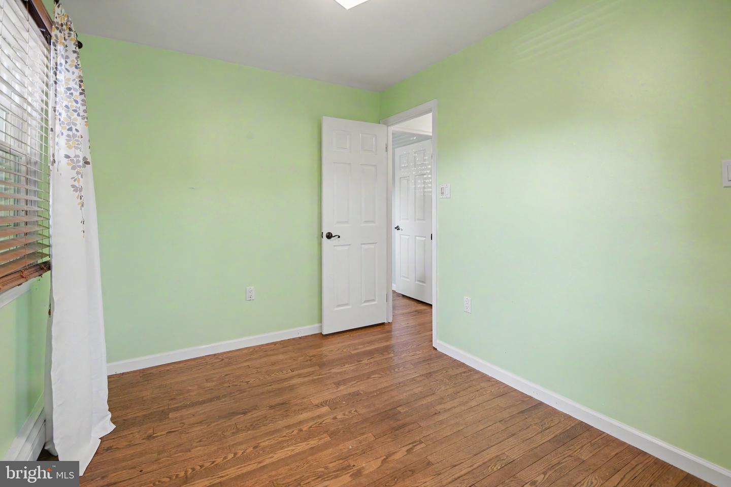 22 Elm Ter Property Photo 29