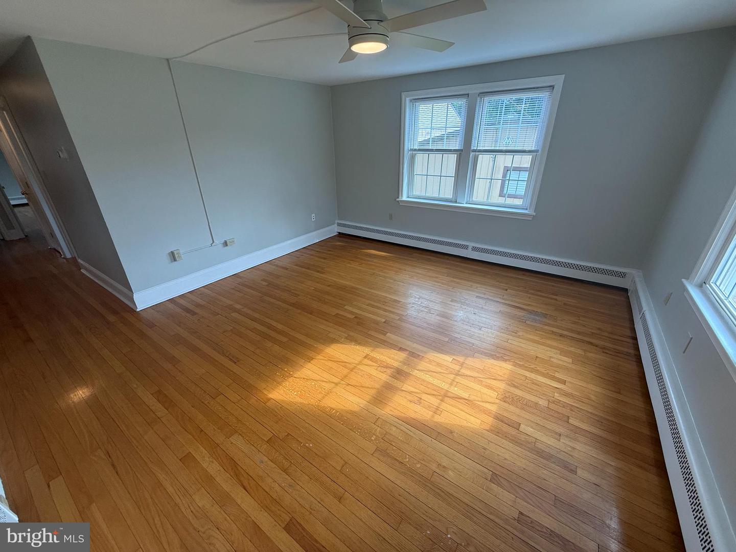 50 Walnut Ave #2b Property Photo 4