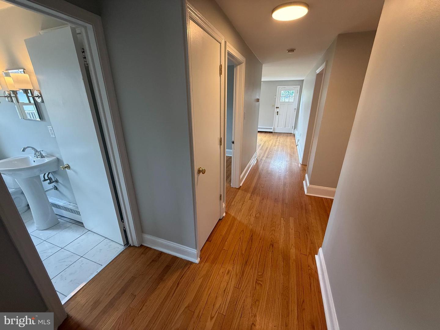 50 Walnut Ave #2b Property Photo 10