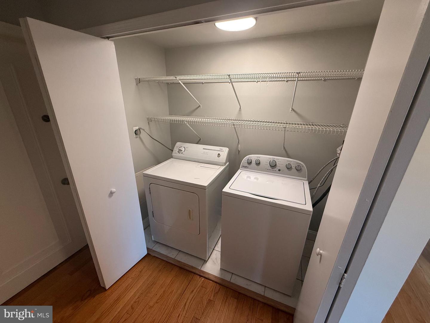 50 Walnut Ave #2b Property Photo 16