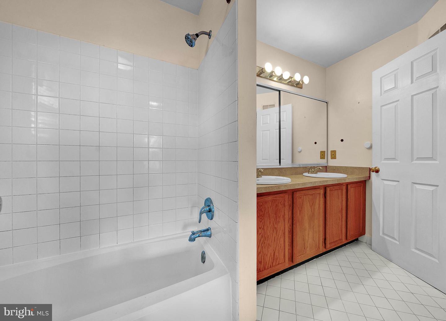 8006 Spruce Mill Dr Property Photo 21