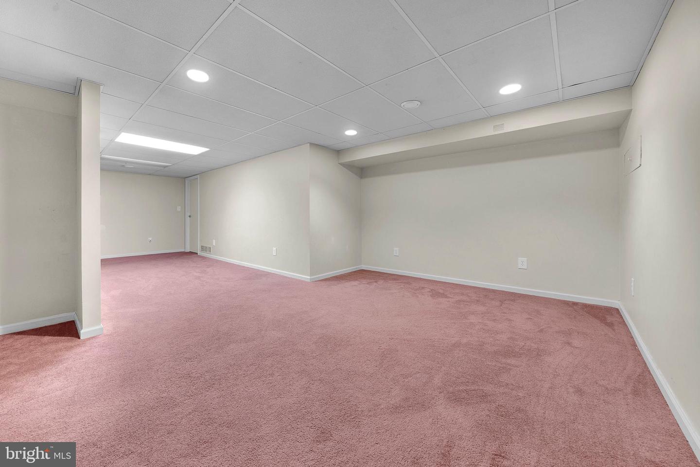 8006 Spruce Mill Dr Property Photo 27