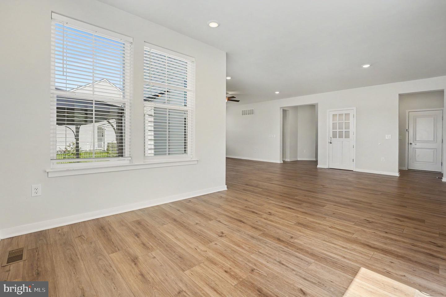 1165 Mariwill Dr Property Photo 14