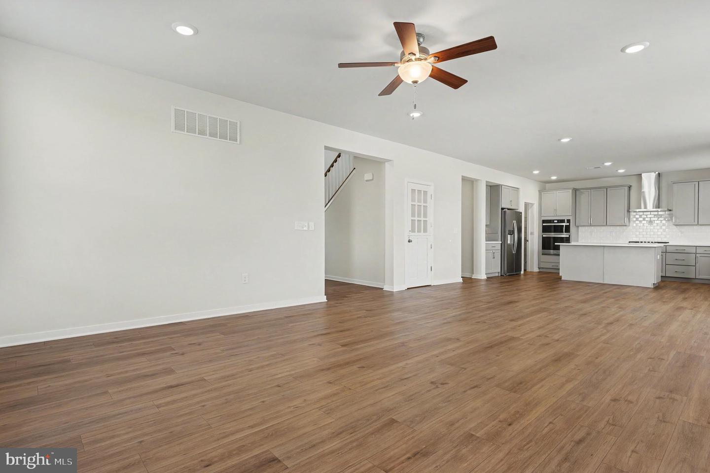 1165 Mariwill Dr Property Photo 16